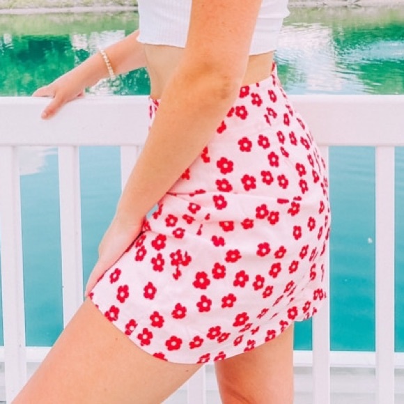 SHEIN Floral Mini Skirt - Pink & Red - Picture 5 of 11